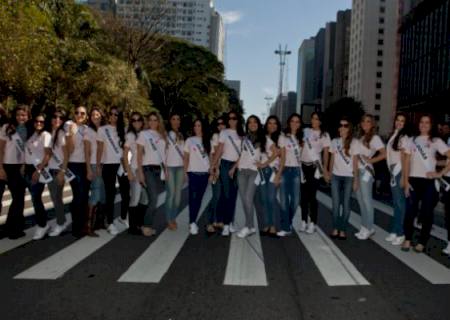 Miss MS Raíza Vidal e adversárias vão as compras em SP