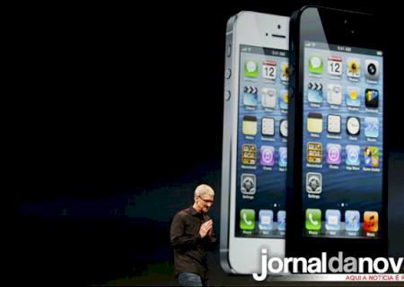 Apple lança iPhone 5 e novos iPods