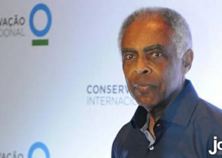 Gilberto Gil em luto pela morte de sua mãe, que faleceu aos 99 anos