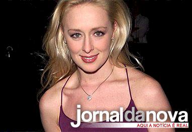 Cantora country Mindy McCready comete suicídio