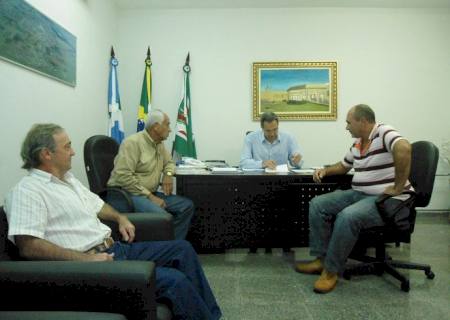 Nenão oficializa Gabinete da Câmara em Casa Verde