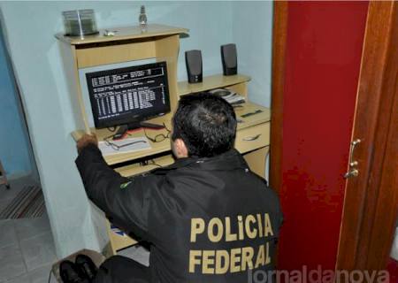 PF faz operação contra racismo e pedofilia na internet