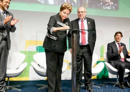 Dilma sanciona Marco Civil em evento sobre a internet em SP