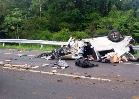 Acidente espalha maconha em rodovia