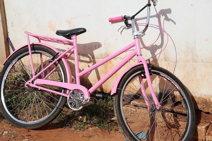 Bicicleta utilizada pelo suspeito para cometer os crimes - Foto: Jornal da Nova