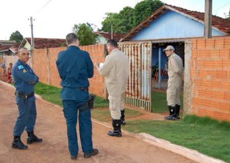 Crianças passam trote para o CB em Angélica