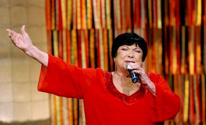 Dama da música de raiz, Inezita Barroso morre aos 90 anos