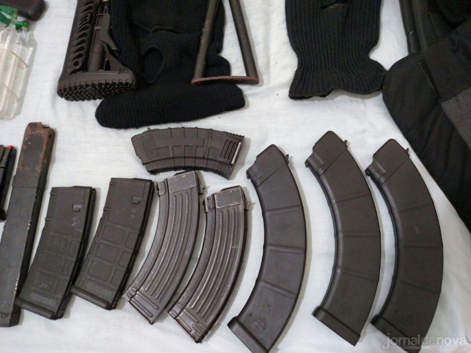Homem é preso com armas e explosivos em Ribeirão Preto