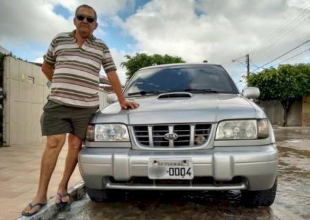 Paraibano viaja mais de 2,5 mil km para emplacar carro com sobrenome