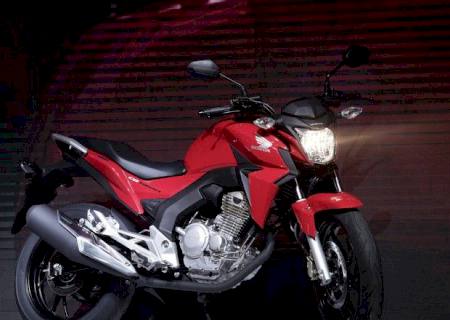CB Twister entra no lugar da CB 300R