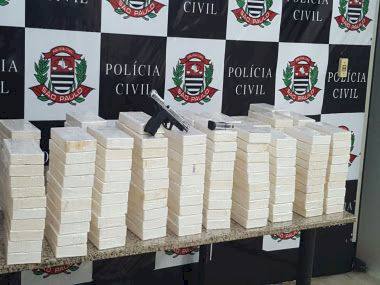 Policiais disfarçados apreendem 200 kg de cocaína