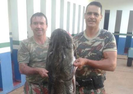 PMA apreende 75 kg de pescado em rancho e autua proprietário em R$ 2,3 mil