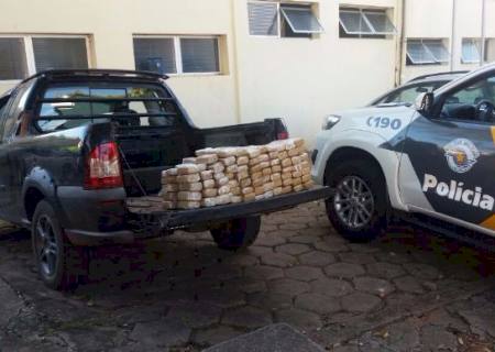 Granjeiro é preso com 57 kg de maconha escondidos em mocó de veículo