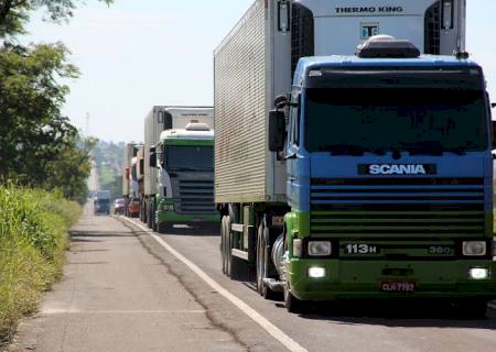 Caminhoneiros têm novo prazo para refinanciar dívidas