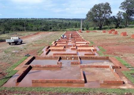 Contratos do Lote Urbanizado foram assinados em Taquarussu