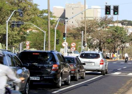 Novas regras para tirar CNH entram em vigor nesta segunda-feira