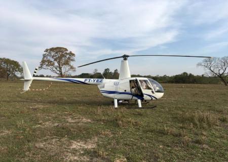 Helicóptero pousa em fazenda de Santa Rita do Pardo para pegar criminoso e droga