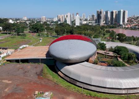 Governo do Estado apresenta plano para conclusão do Aquário do Pantanal em um ano