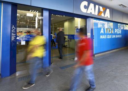 Caixa começou a pagar décimo terceiro do Bolsa Família
