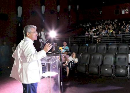 Hashioka representa governador na comemoração de 30 anos de shopping na Capital