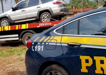 PRF recupera veículo com placas falsas abandonado na BR-163