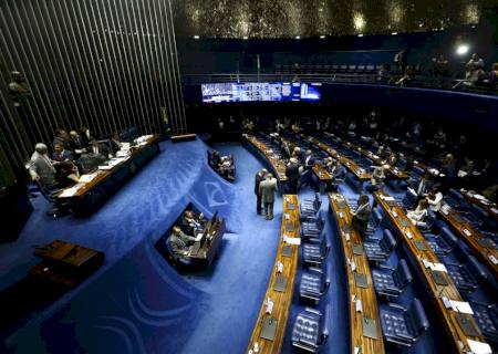 Senado deve concluir terça-feira votação de mudanças na Previdência