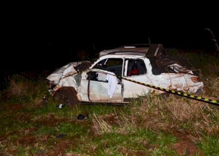 Carro capota, mata uma pessoa e deixa duas feridas entre Deodápolis e Ivinhema