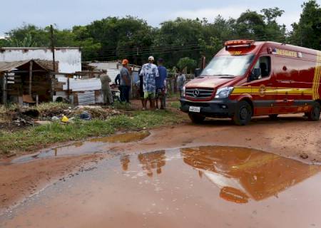 Idoso reage a assalto e fere bandido com foice em Campo Grande