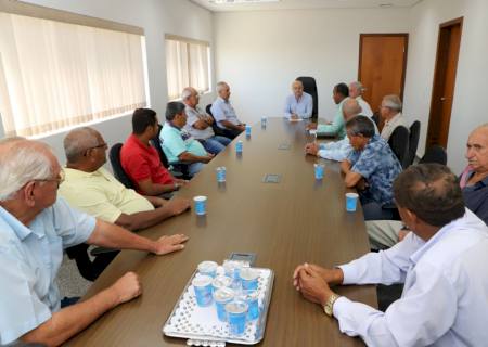 Gilberto Garcia atenderá reivindicações dos taxistas locais