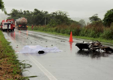 Motociclista morre em colisão com caminhão na MS-276, em Batayporã