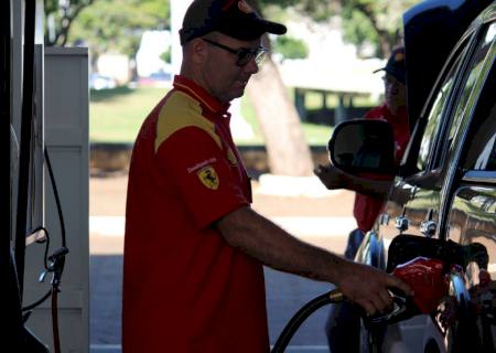 Petrobras reduz preço da gasolina e do diesel para distribuidoras