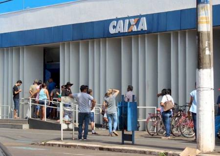 Caixa abre agências neste sábado para saques de auxílio em espécie