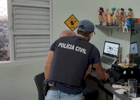 Polícia faz operação contra pornografia infantil em 12 estados e 4 países