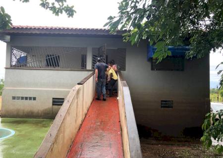 Ladrões fazem ''limpa'' em rancho no Rio Ivinhema