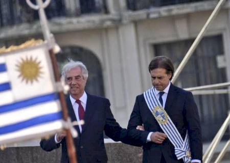 Lacalle Pou toma posse como novo presidente do Uruguai