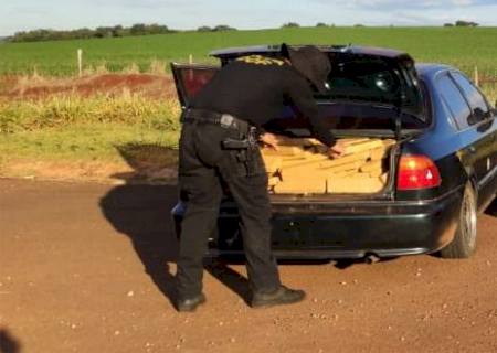 DOF apreende carro ''recheado'' de maconha em Maracaju