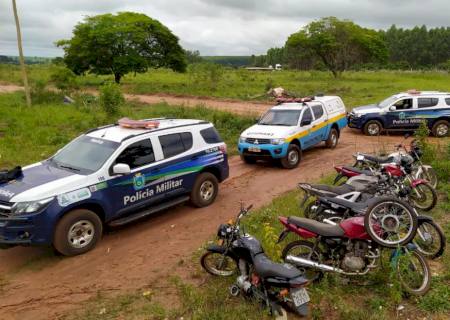 Polícia Militar prende dupla e recupera oito motos furtadas em Naviraí