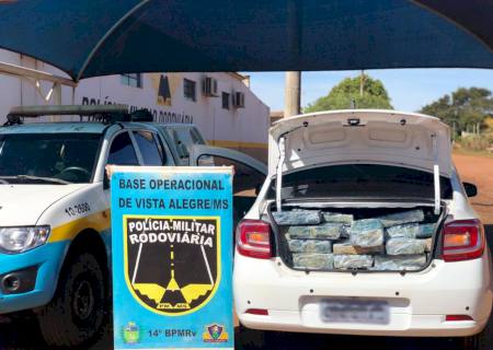 PMR apreende 743 kg de maconha em carro com apropriação indébita