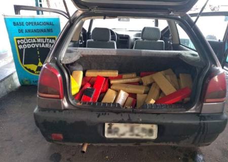 Adolescente é flagrado dirigindo carro com 142 kg de maconha em Ivinhema