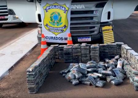 PRF em MS apreende 405 kg de cocaína que seguia para o Porto de Santos