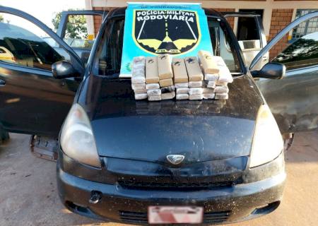 PMR encontra 30 kg de maconha em veículo paraguaio na cidade de Dourados