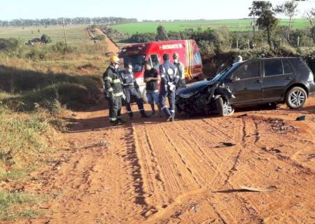 Condutor de veículo envolvido em acidente é preso por estar bêbado e com drogas