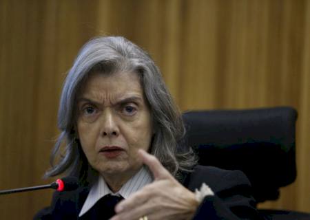 Cármen Lúcia rejeita habeas corpus pedido por Sara Winter