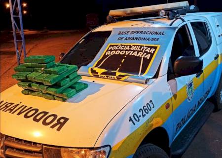 Em Amandina, Polícia Militar Rodoviária apreende carro com 25 kg de maconha