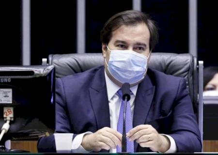Maia diz que atuará contra a criação de imposto que seja cumulativo
