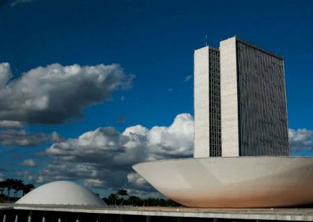 Em sessão do Congresso, Câmara mantém veto a reajuste de servidores