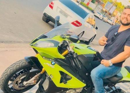 Jovem morre após sofrer acidente durante passeio de moto com amigos