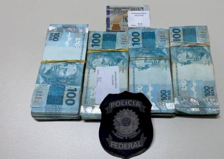 PF encontra dinheiro em real e dólar durante ''Operação Posto Exclusivo'' em Corumbá