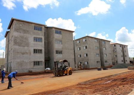 Agehab realiza sorteio das famílias que irão morar no primeiro condomínio de apartamentos de Nova Andradina