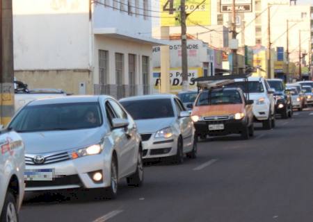 Detran prorroga vencimento do licenciamento; veja calendário